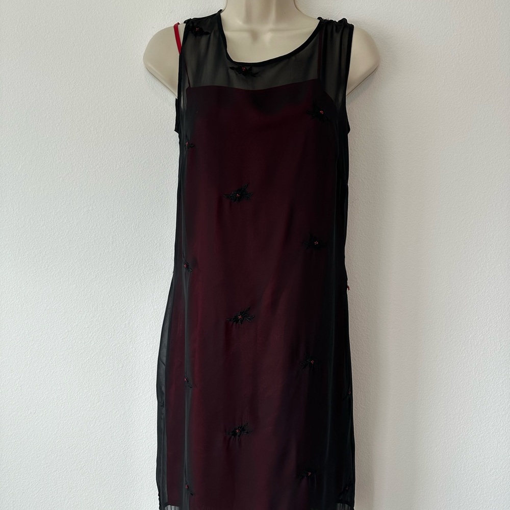 Jacqui E Black and Red Mini Dress